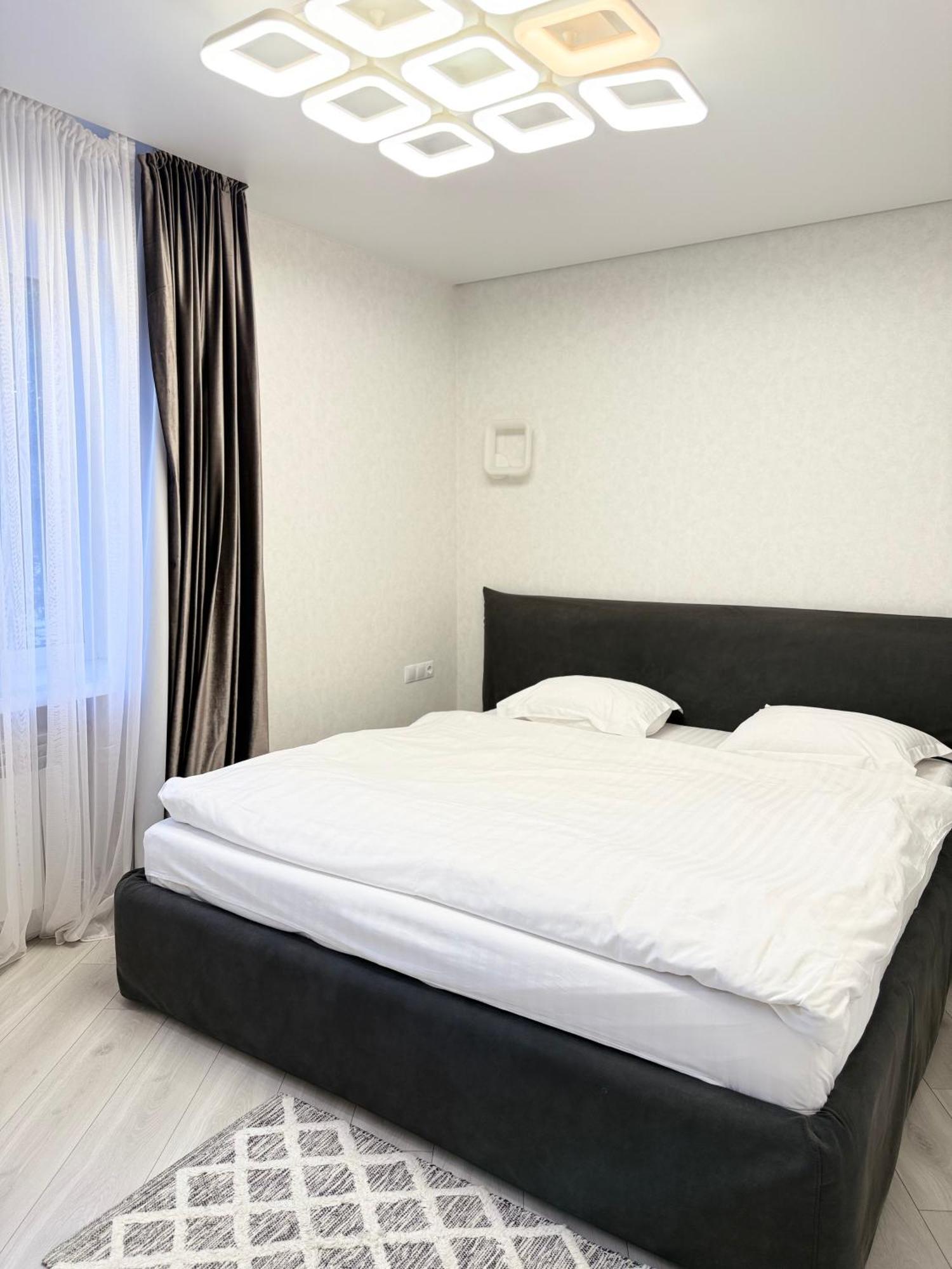 Апартаменты Modern Gagarina Avenue Днепр Экстерьер фото